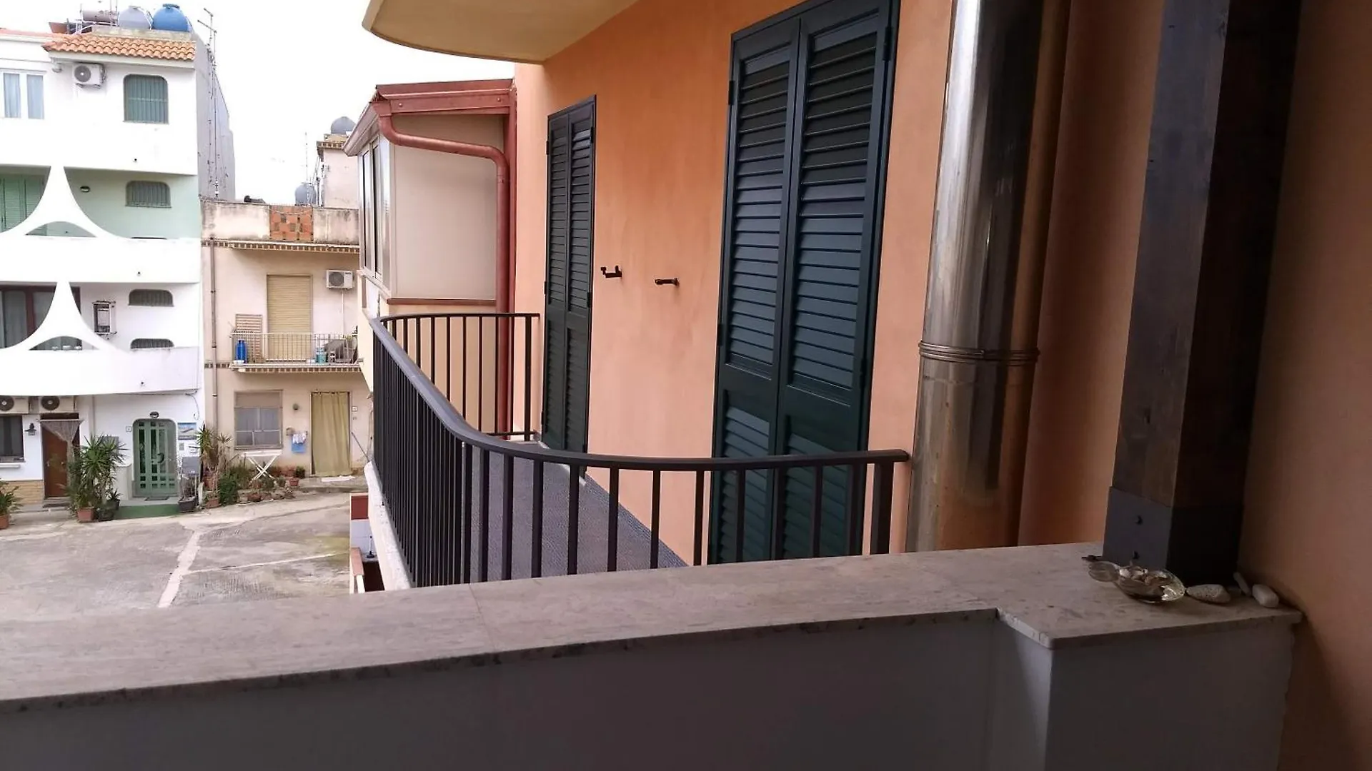 Semesterbostad Casa Vacanze Antares Portopalo Di Capo Passero Italien